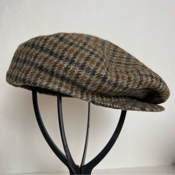 Country Gentleman Traveler Plaid Wool Blend Ascot - Picture 4 of 8